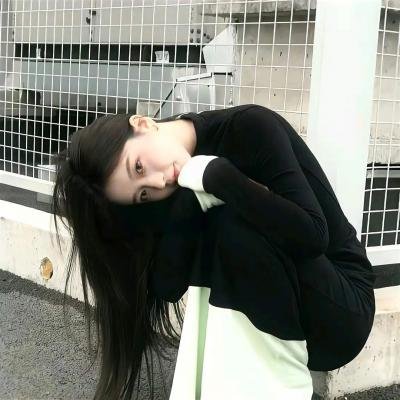 被侵犯的她